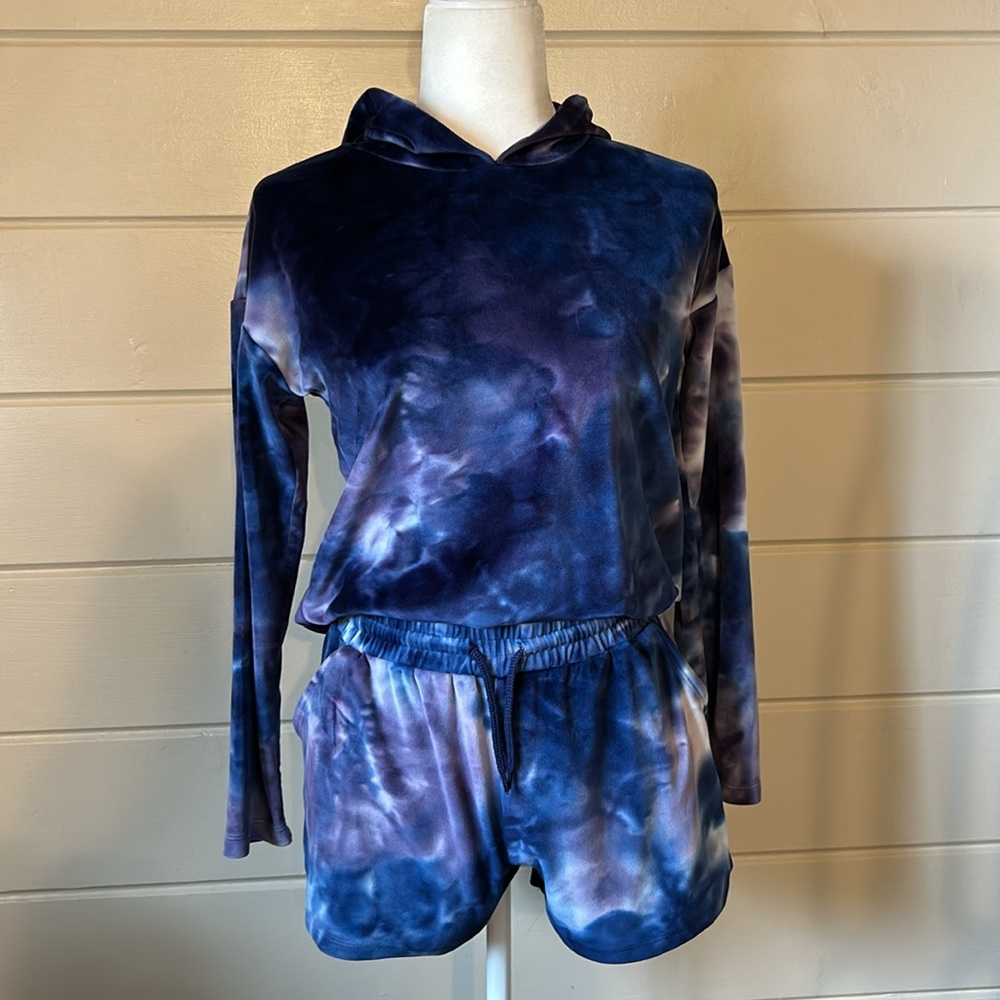 Freshman 1996 Tie-Dye Velour Lounge Set – Size Large (12–14)